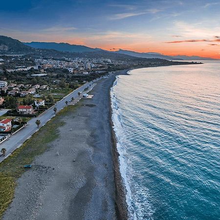 Gali Holidays Casa Vacanze Acquedolci Buitenkant foto