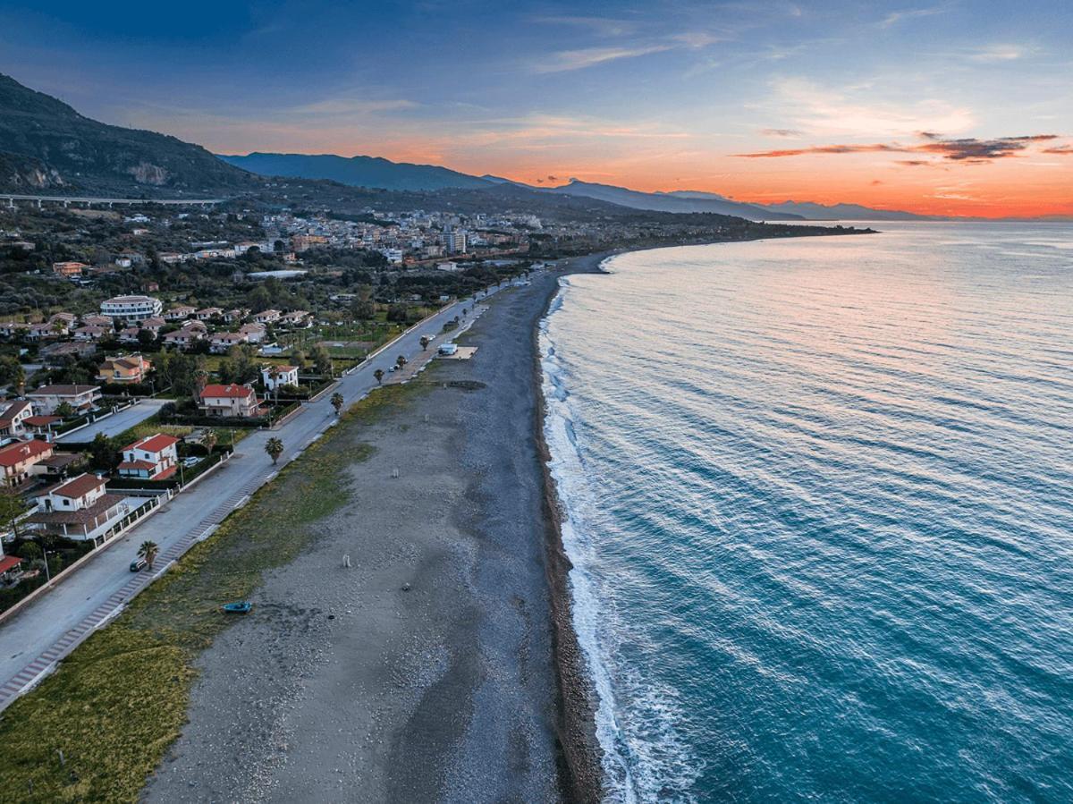 Gali Holidays Casa Vacanze Acquedolci Buitenkant foto